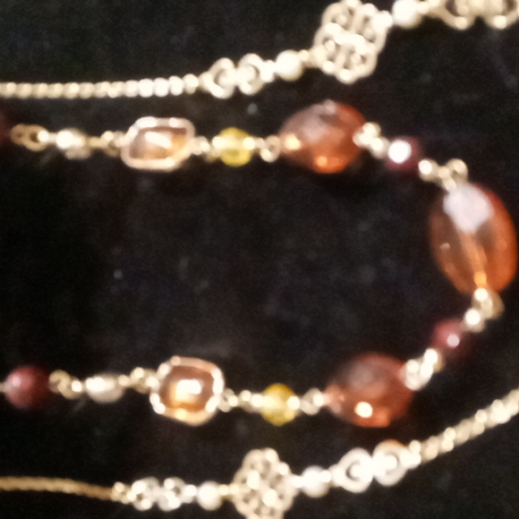Long layered & beaded necklace .amber color & gold tones - Picture 2 of 5